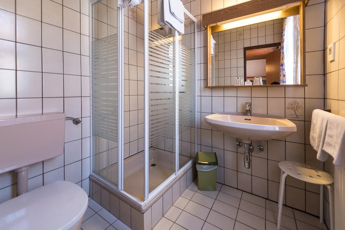 Gasthof Zum Hirschen Burgau Esterno foto